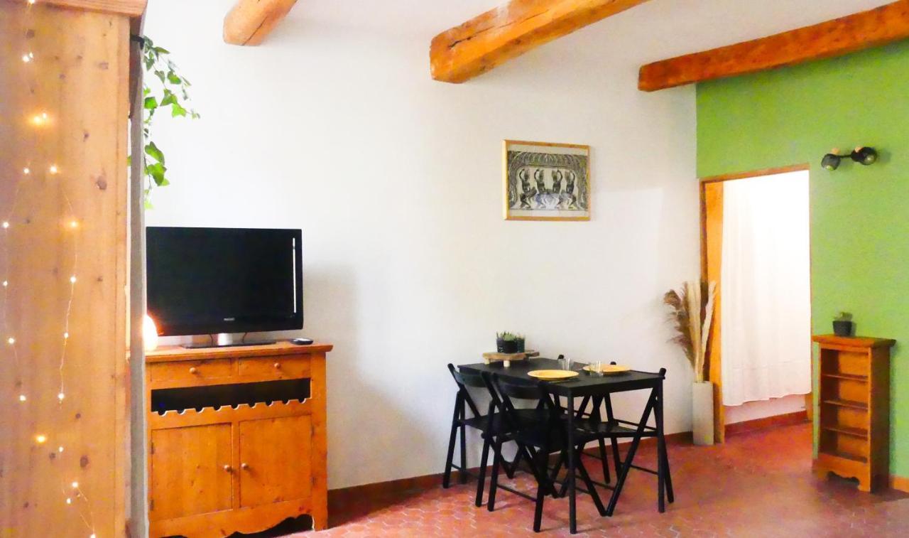 Studio Lironsd'Elle - Coeur Du Village Gréoux-les-Bains Esterno foto