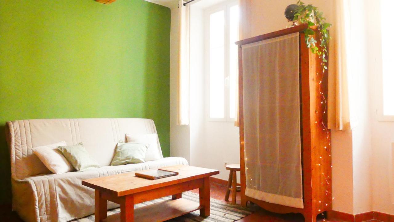 Studio Lironsd'Elle - Coeur Du Village Gréoux-les-Bains Esterno foto